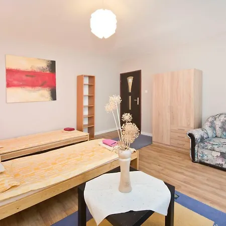 Quarto em Acomodações Particulares Pokoje Goscinne Roik *